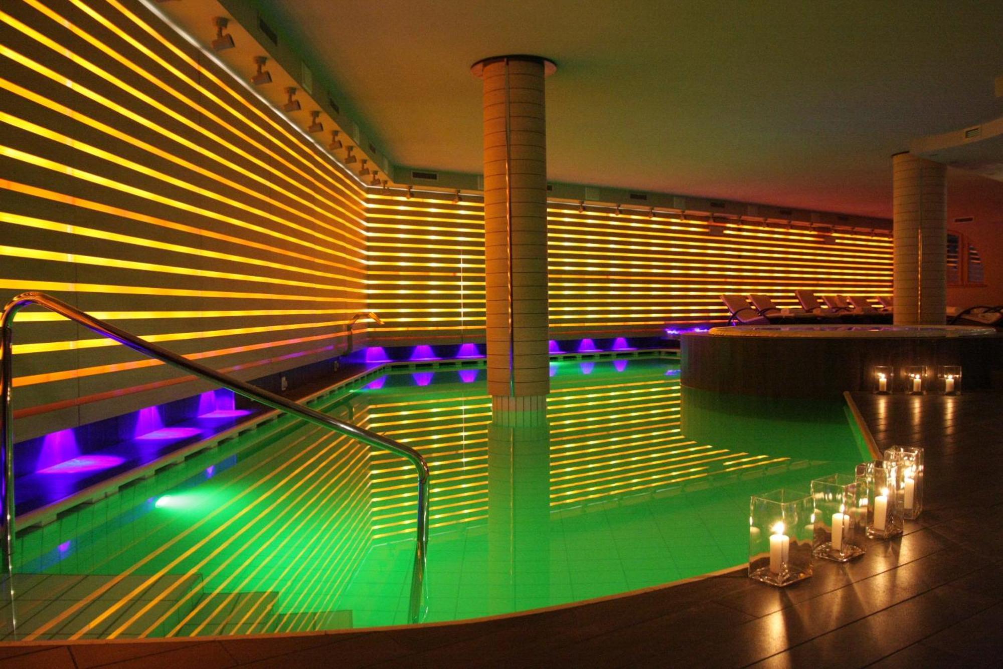 Cristal Palace Hotel Madonna Esterno foto