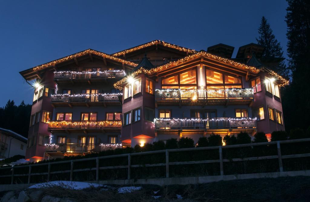 Cristal Palace Hotel Madonna Esterno foto