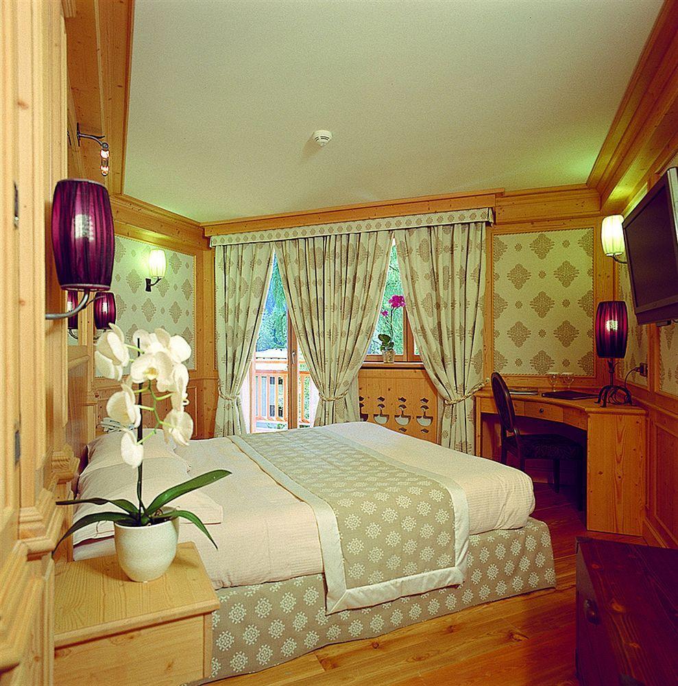 Cristal Palace Hotel Madonna Esterno foto
