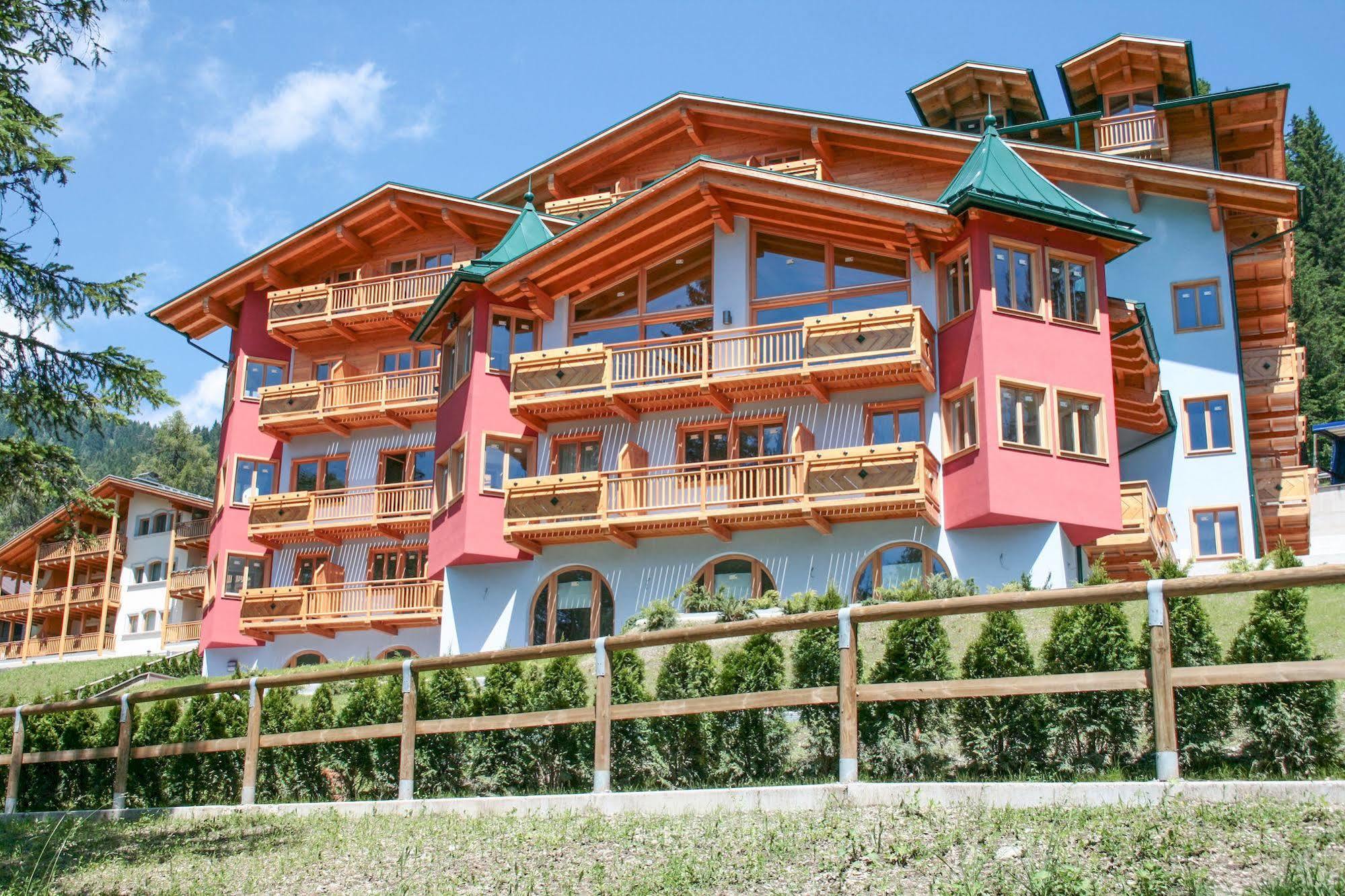 Cristal Palace Hotel Madonna Esterno foto